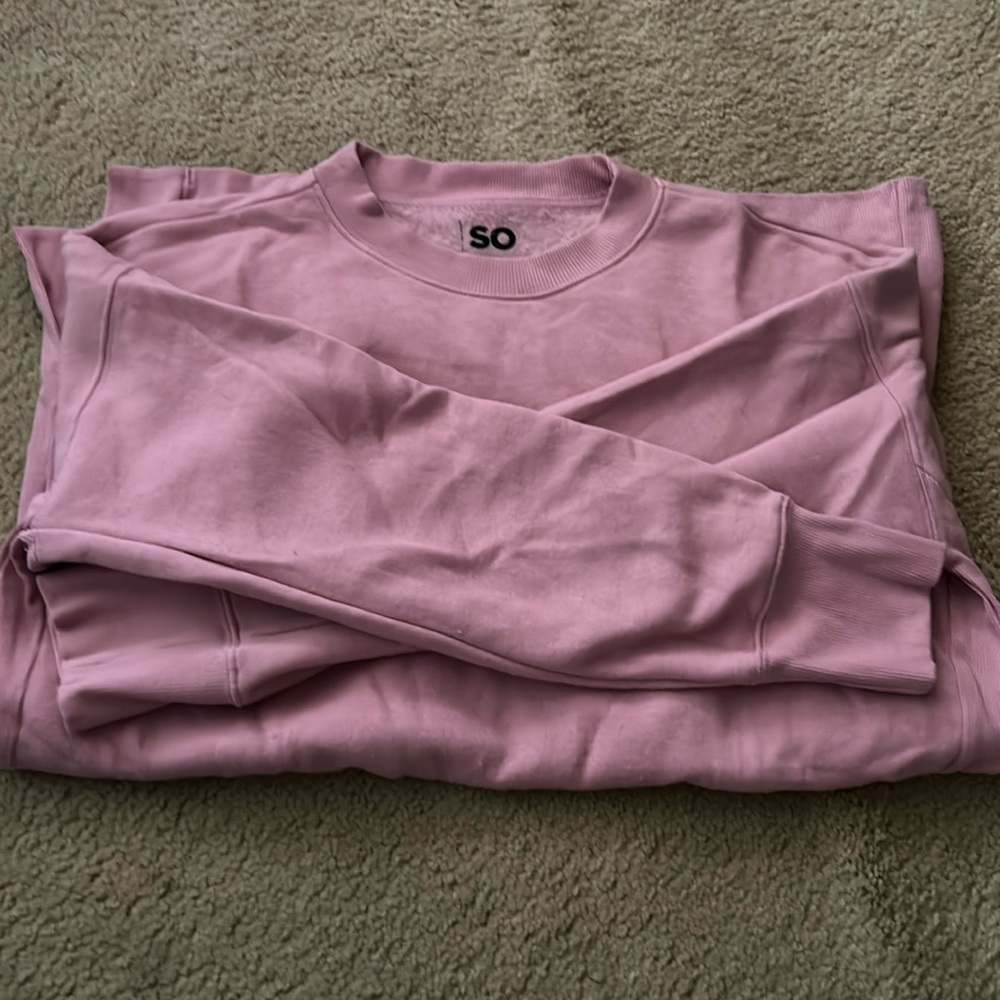 Sweatshirt